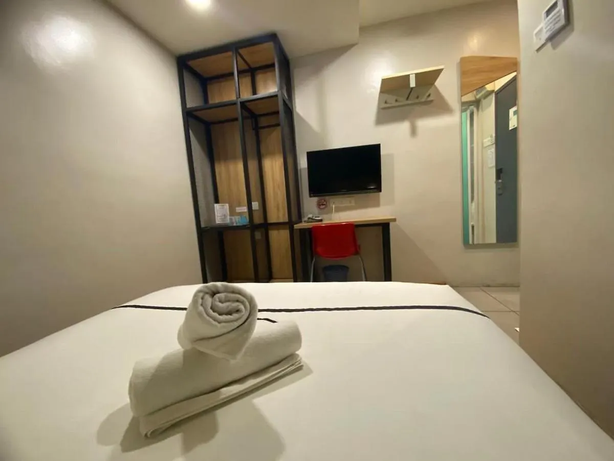 Smile Hotel Selayang Point Batu Caves 2*,